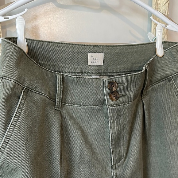 A • NEW DAY | Olive Green High Waist Pleat Front Tapered Trousers Khakis - Picture 10 of 16